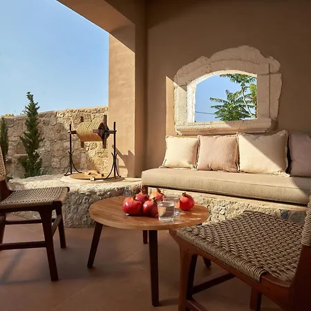 Kaptara Premium Villa, Plunge Pool&jacuzzis Villa