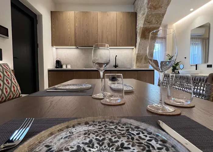 Kaptara Premium Villa, Plunge Pool & Jacuzzis * Hersónissos