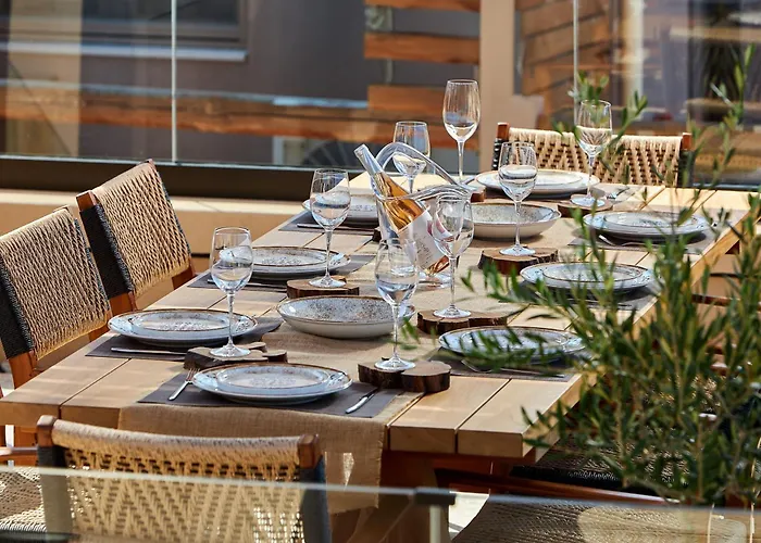 Kaptara Premium Villa, Plunge Pool & Jacuzzis *