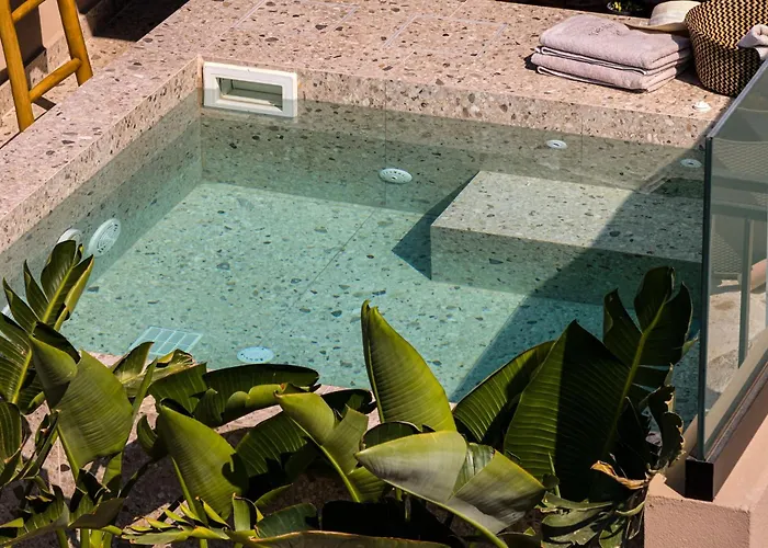 Kaptara Premium Villa, Plunge Pool & Jacuzzis Villa Hersónissos