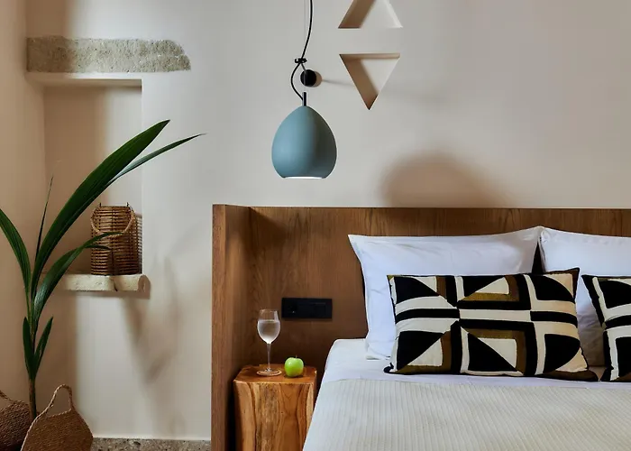 Kaptara Premium Villa, Plunge Pool & Jacuzzis