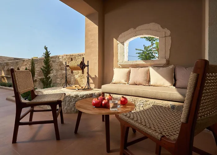 Kaptara Premium Villa, Plunge Pool & Jacuzzis Villa