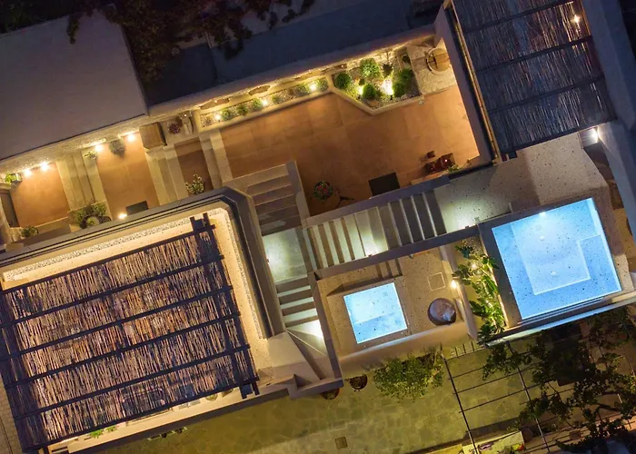 Kaptara Premium Villa, Plunge Pool & Jacuzzis Hersónissos