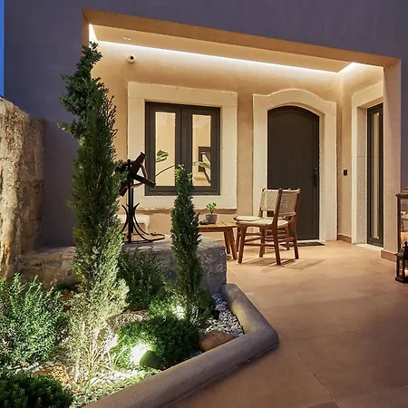 ヴィラ Kaptara Premium Villa, Plunge Pool & Jacuzzis *