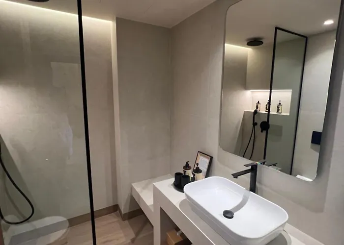 Kaptara Premium Villa, Plunge Pool & Jacuzzis ヴィラ *