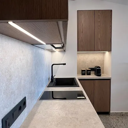 Kaptara Premium Villa, Plunge Pool & Jacuzzis