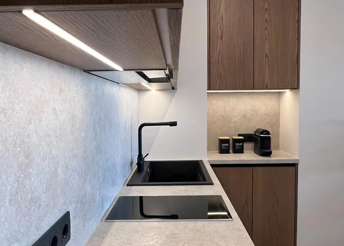 Kaptara Premium Villa, Plunge Pool & Jacuzzis