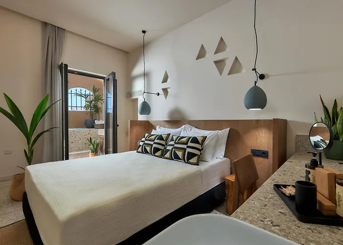 Villa Kaptara Premium Villa, Plunge Pool & Jacuzzis