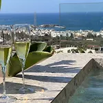 Kaptara Premium Villa, Plunge Pool & Jacuzzis * Herszonisszosz